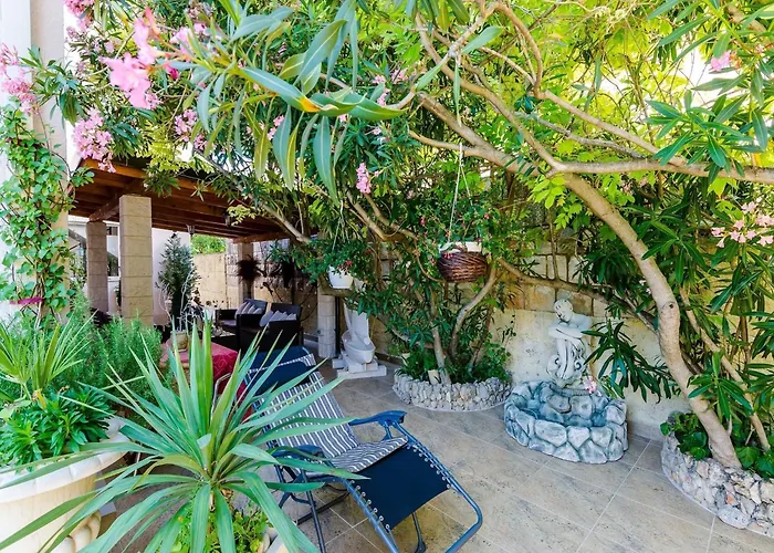 Aura - Comfort 1 With Shared Swimming Pool Apartmán